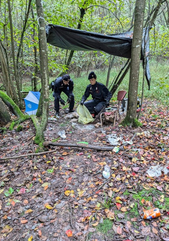 Spaccio di droga nei boschi di Roasio e Masserano: quattro arresti
