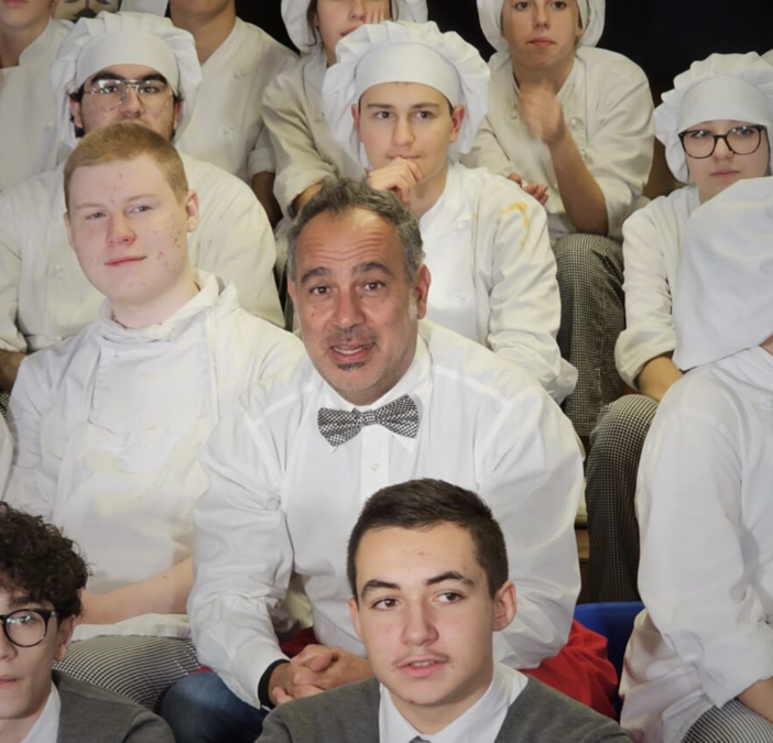 L’Istituto Alberghiero di Varallo su “Striscia la Notizia”: presentata l’innovativa “ricetta anti-spreco”.