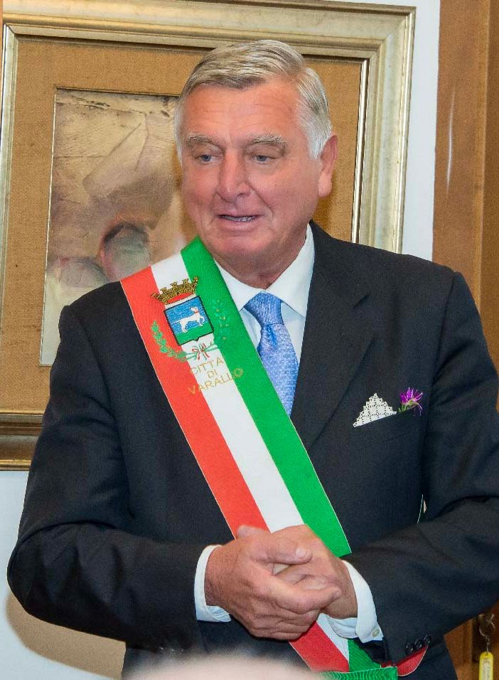Varallo: Presentato in biblioteca un nuovo libro di Camasco