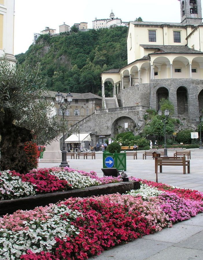 Varallo in Fiore: Orti e giardini d’autore.