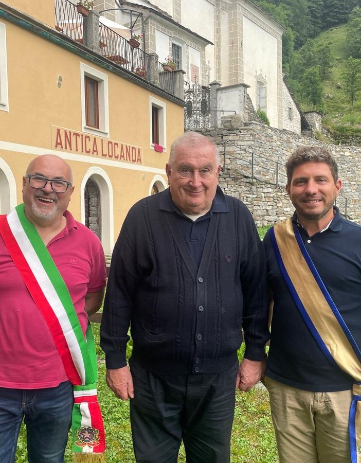 Il Vescovo, Monsignor Franco Giulio Brambilla, resterà alla guida della Diocesi di Novara