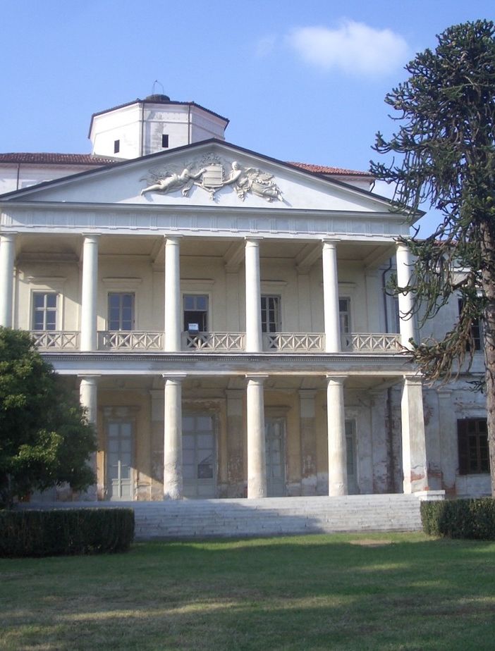 Romagnano: Prorogata la mostra &quot;Io sono una scatola&quot; a Villa Caccia