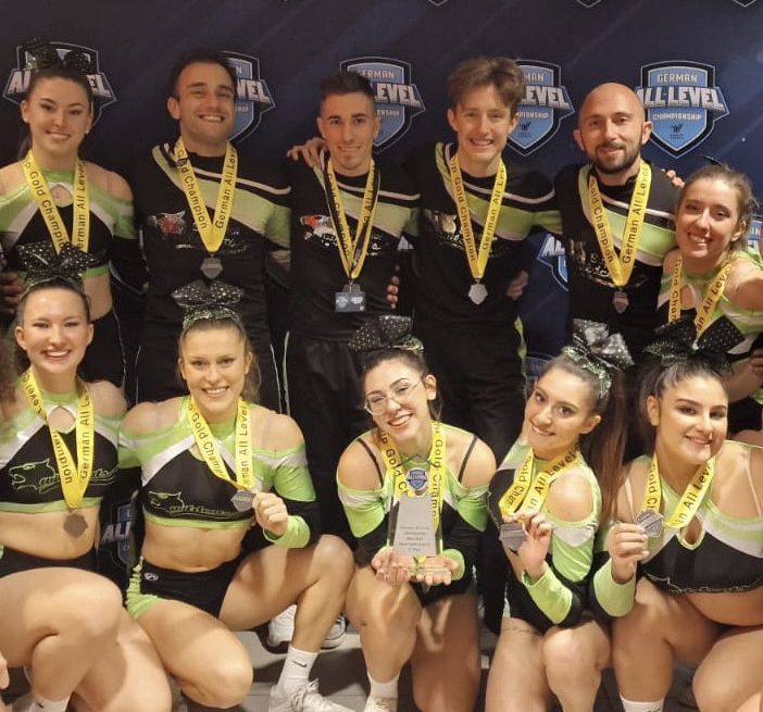 Gym&amp;Cheer di Prato Sesia a Dusseldorf per la competizione internazionale di Cheerleading del Circuito Varsity