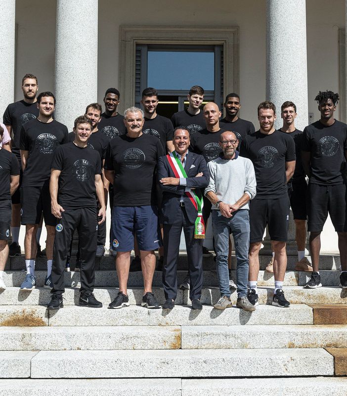 Varallo: Vanoli Cremona in visita al Comune