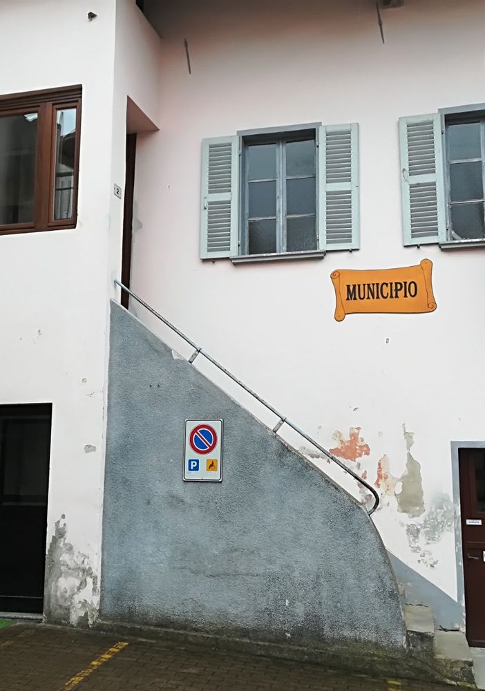 Ailoche, date oltre 600 mascherine. E sui buoni spesa il sindaco annuncia: “Consegna parte settimana prossima”