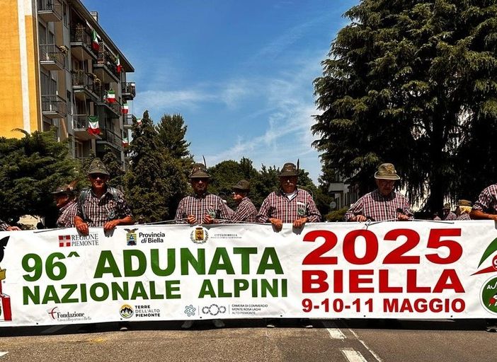 Alpini, a piedi dalla Valsesia a Biella per l'Adunata 2025 (foto di repertorio)