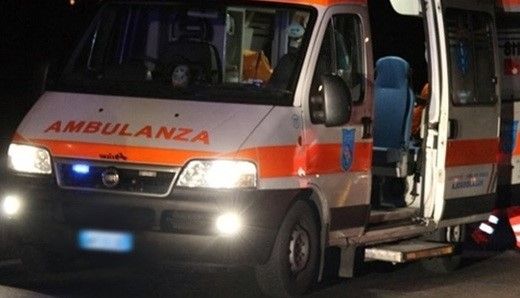 Crevacuore, accusa un malore nel parcheggio di casa: muore un anziano di 86 anni (foto di repertorio)