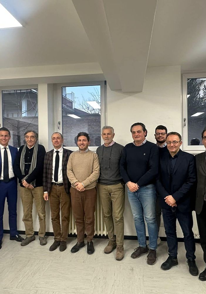 L'incontro tra Francesco Pietrasanta dell'Unione montana Valsesia e il neo direttore Asl Vercelli Marco Ricci