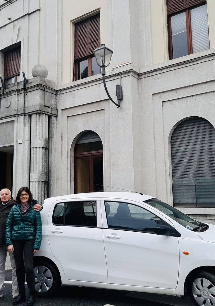 Una nuova auto per i servizi sociali del Comune di Borgosesia