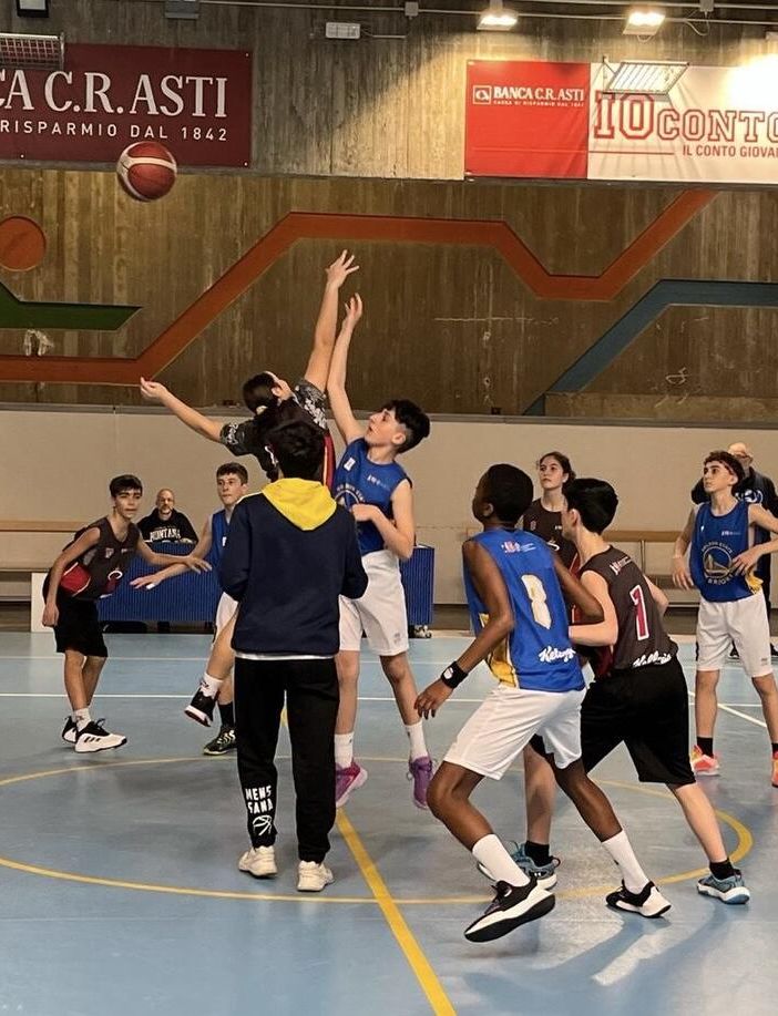 Barberi Valsesia Basket Academy si arresta contro Asti Mens Sana: 81-65 - Foto di Alberto Romano.