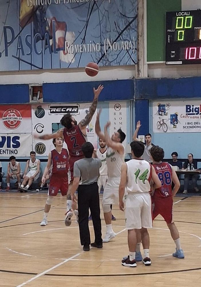 La vittoria fugge all'overtime a Barberi Valsesia Basket