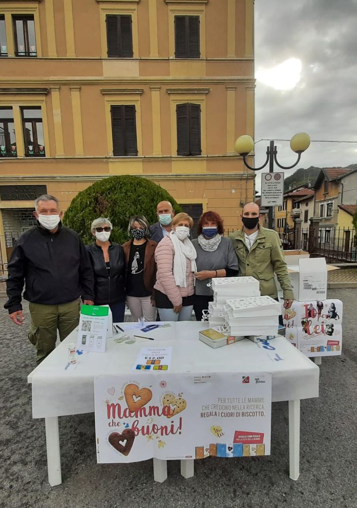 Ailoche e Creavacuore uniti per Telethon, esauriti i Cuori di Biscotto