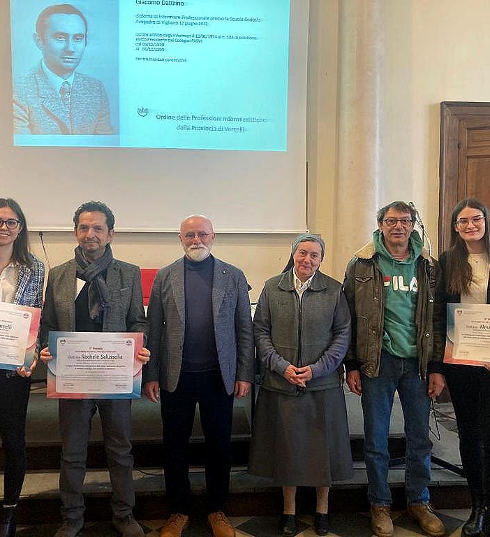 Premiazione per le tre migliori tesi dell'anno accademico 2021/22 della scuola per infermieri OPI alla memoria di Giacomo Dattrino