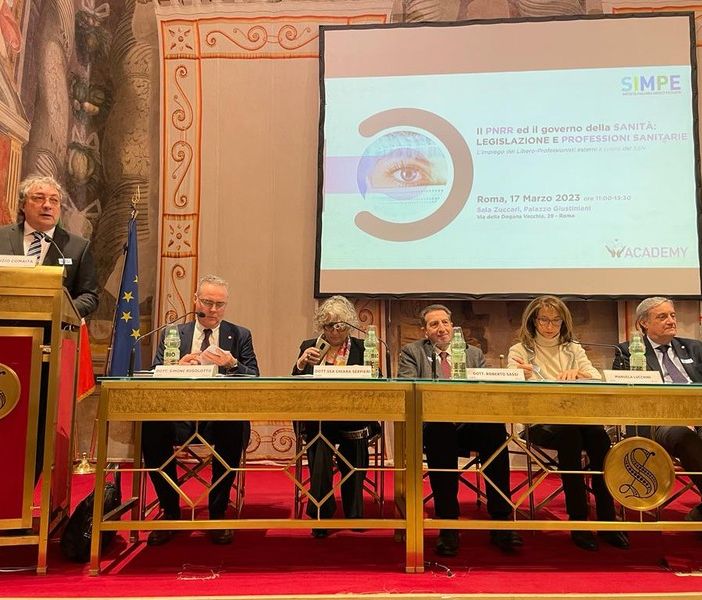 Le cure per i bambini messe a rischio dalla carenza di medici