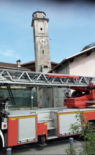 Borgosesia, al campanile di Rozzo i lavori di messa in sicurezza sono iniziati