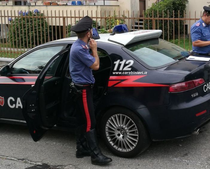 Maltrattava i genitori: Scatta il divieto di avvicinamento per un 45enne di Crevacuore
