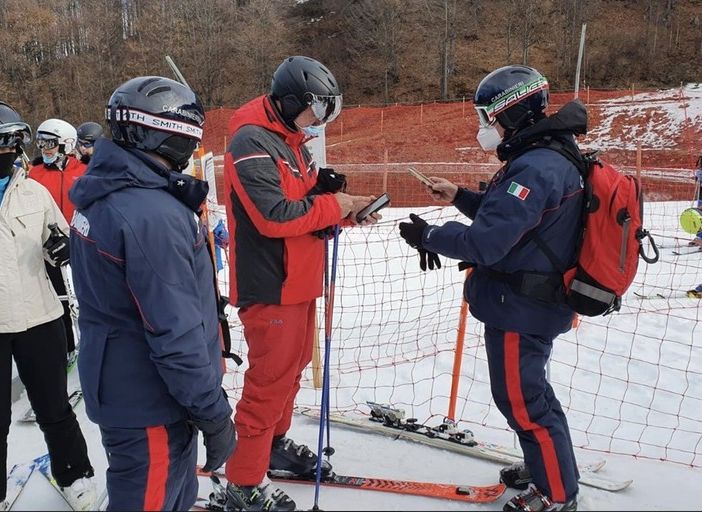 Controlli sulle piste, una decina di multe da parte dei carabinieri