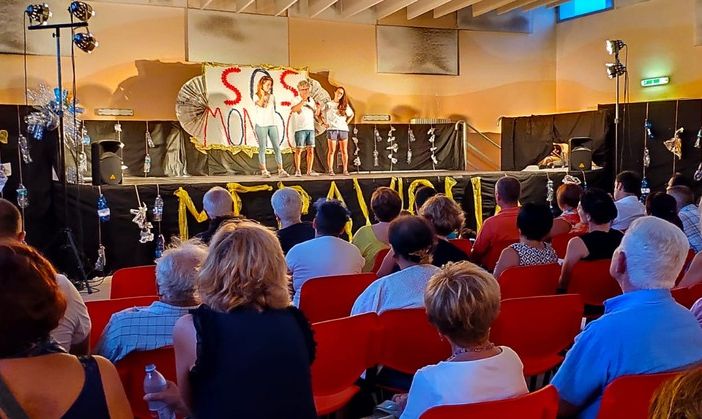 &quot;Invasione&quot; di parenti e genitori a Crevacuore per lo spettacolo dei ragazzi di fine centro estivo