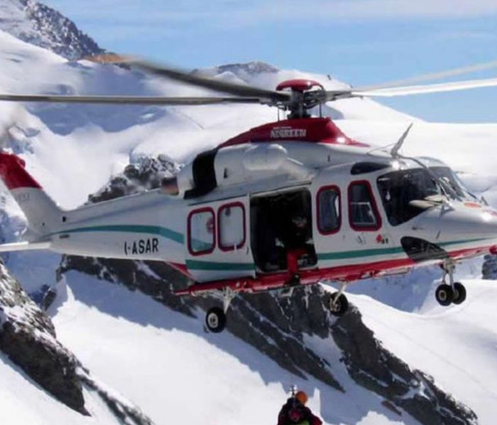 Rovinosa caduta sulle piste da sci: 13enne elitrasportata al Regina Margherita