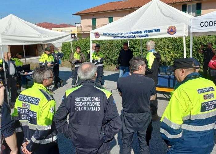 Simulazione di alluvione con frane a Romagnano Sesia
