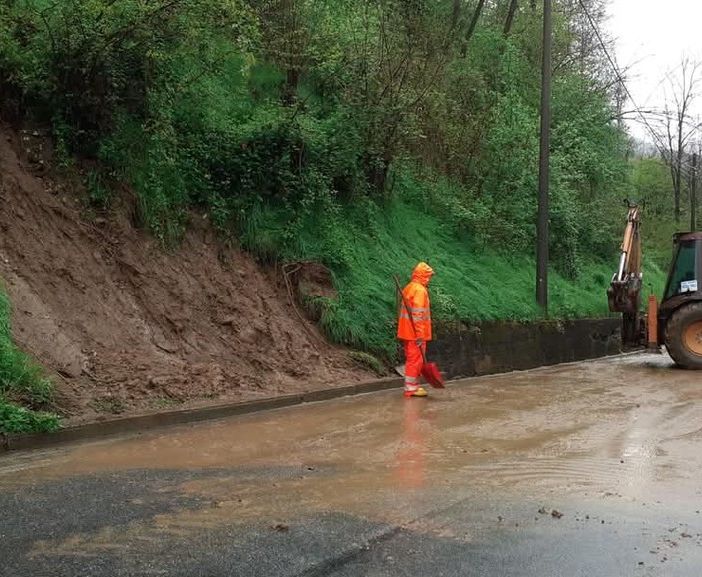Maltempo, frane a Pray: gli aggiornamenti dal Comune (foto dalla pagina Facebook di comune di Pray)