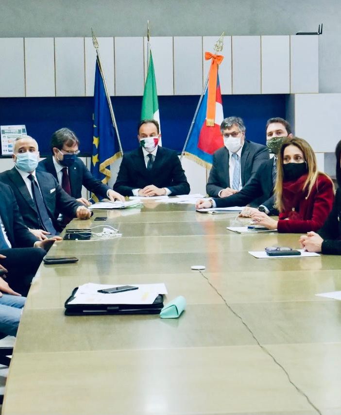Un patto per ricostruire il Piemonte con le forze politiche, sociali ed economiche