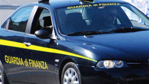 Finanza, controlli a tappeto sugli scontrini elettronici: irregolarità nel 50% dei casi