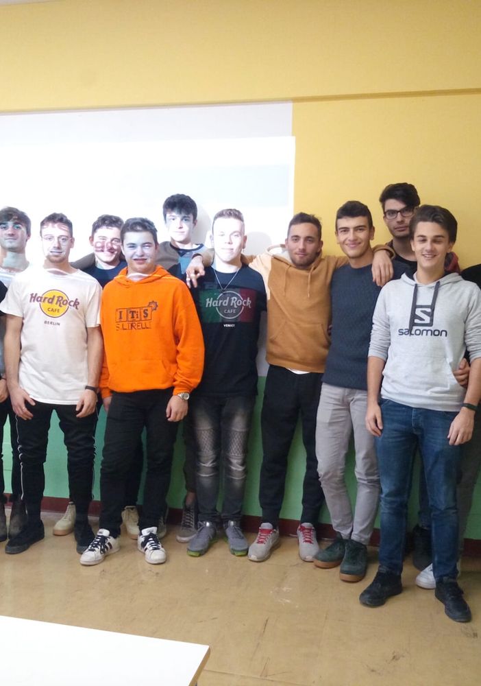 I ragazzi con la professoressa Sandigliano