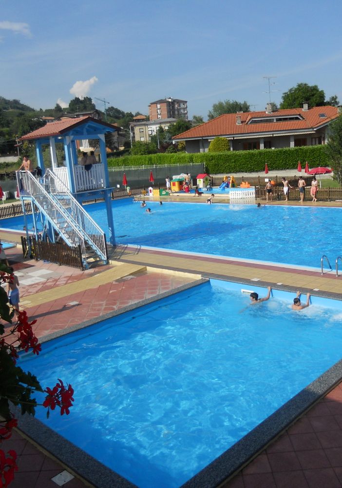 A Gattinara domenica torneo di Beach Volley in piscina