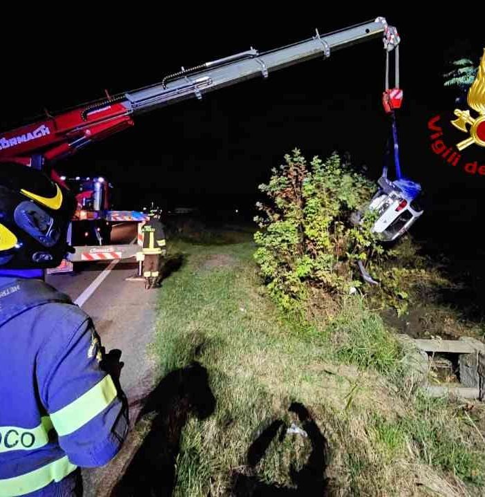 Incidente stradale in tangenziale ovest, intervengono i Vigili del fuoco