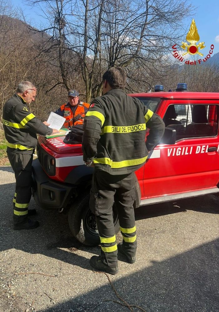 Incendio a Boccioleto, richiesto l'intervento anche del canadair