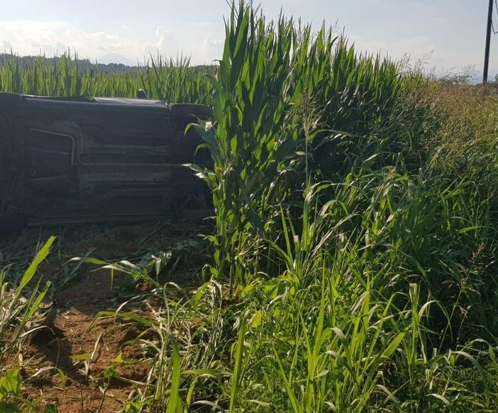 Incidente sulla SP21. Feriti soccorsi e portati in ospedale