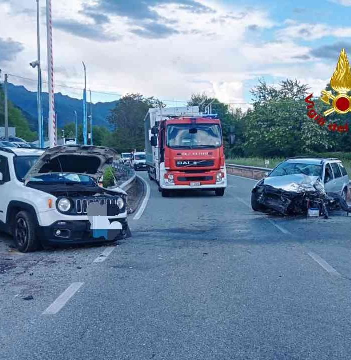 Incidente stradale a Serravalle. Vigili del Fuoco sul posto per i soccorsi