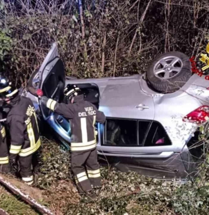 Incidente stradale a Varallo, presenti i Vigili del fuoco