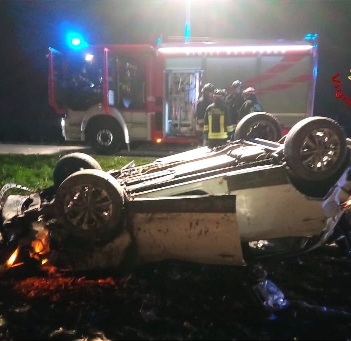 Incidente all'alba, feriti ricoverati in codice giallo