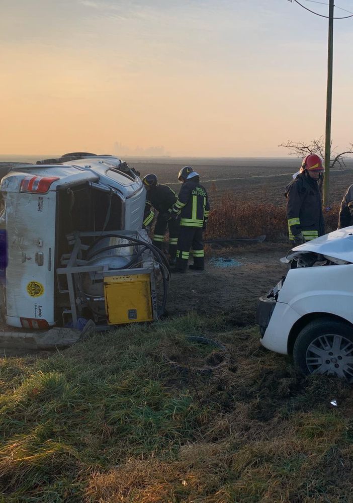 Da nord ovest: Due feriti in un tamponamento a Oldenico
