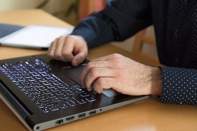 Distretto del commercio: Formazione professionale gratuita con il digital coaching