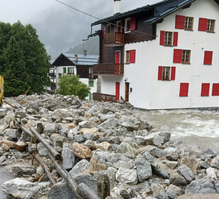 Dal nord ovest: Notte di paura a Macugnaga, esondazioni e allagamenti, ma non ci sono fortunatamente feriti
