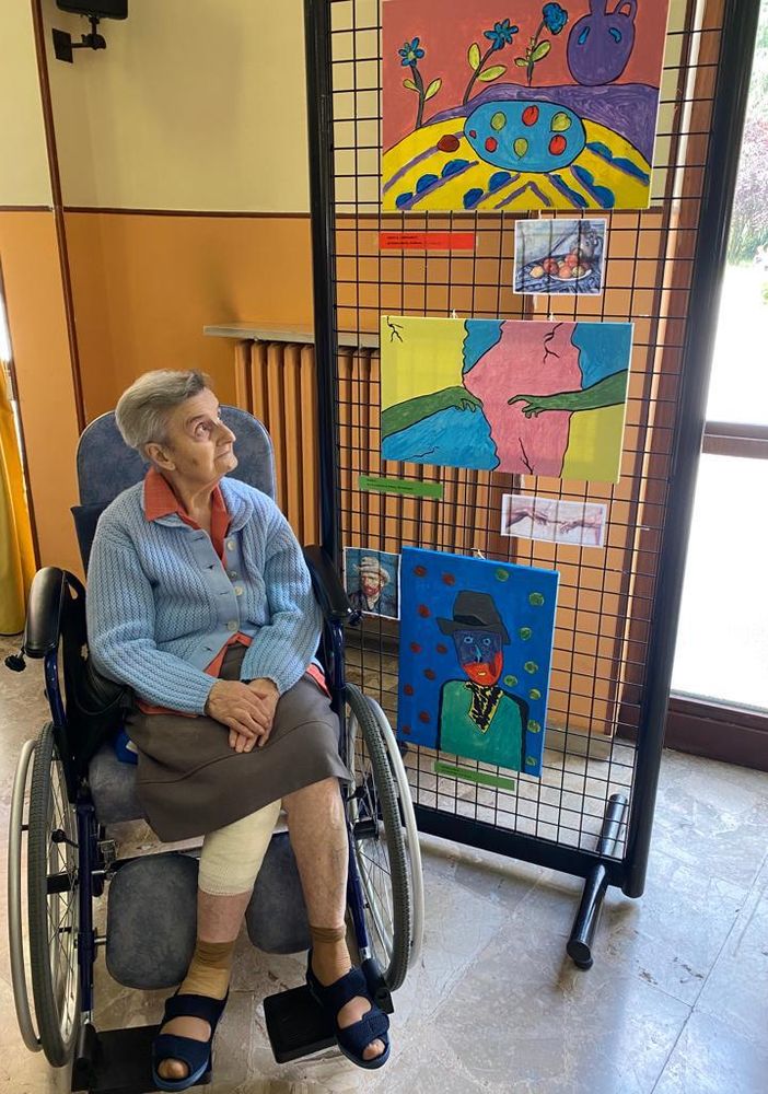 Varallo, si inaugura la mostra “Pop Art”: le opere degli ospiti di RSA Serena.