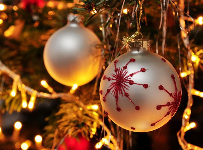 Tra divieti e coprifuoco, quale Natale ci aspetta? Ecco alcune regole