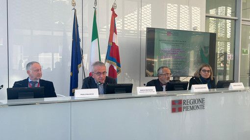 Regione Piemonte, promozione del territorio: enoteche regionali, strade del vino e del gusto.