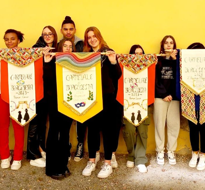 IIS Lancia, stendardi e borsa di studio del carnevale