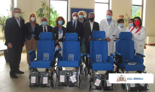 Quattro sedie a rotelle per la struttura di Riabilitazione funzionale