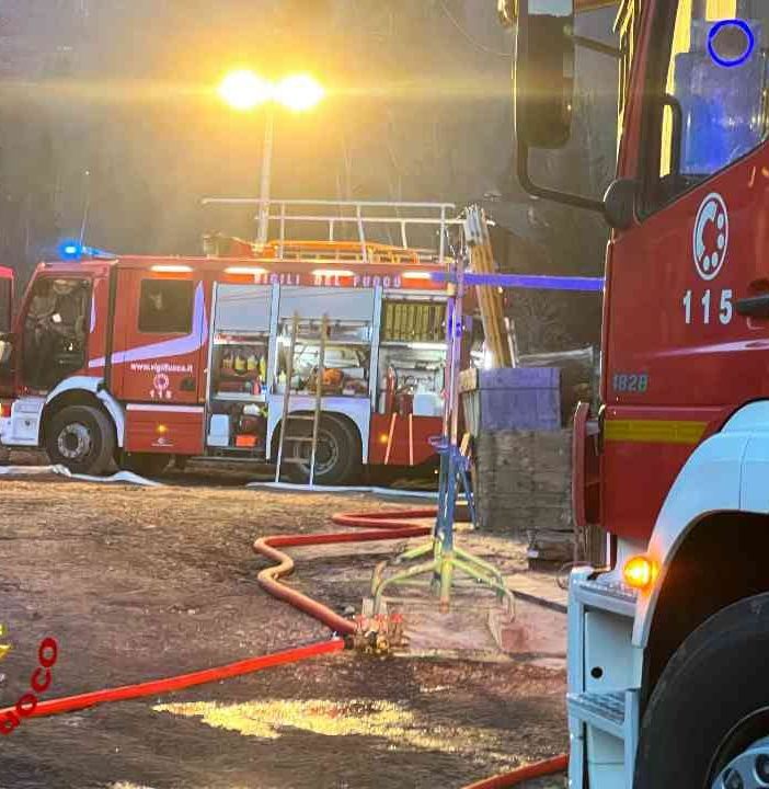 A fuoco silos a Campertogno