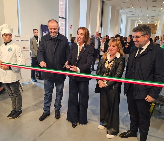 IOLAVORO, seconda tappa inaugurata al Castello Sforzesco di Novara.