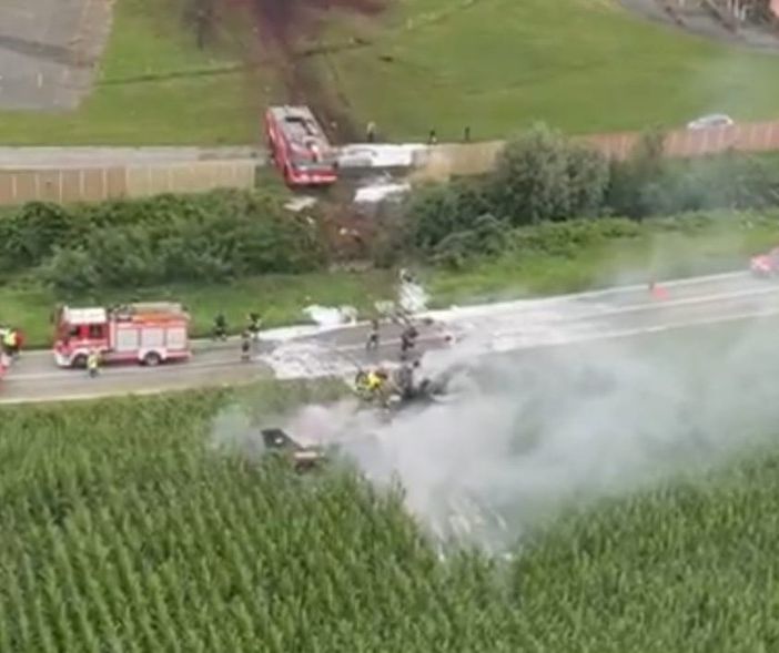 Incidente Freccia Tricolore, ecco i resti dell'aereo subito dopo l'impatto: il VIDEO del drone