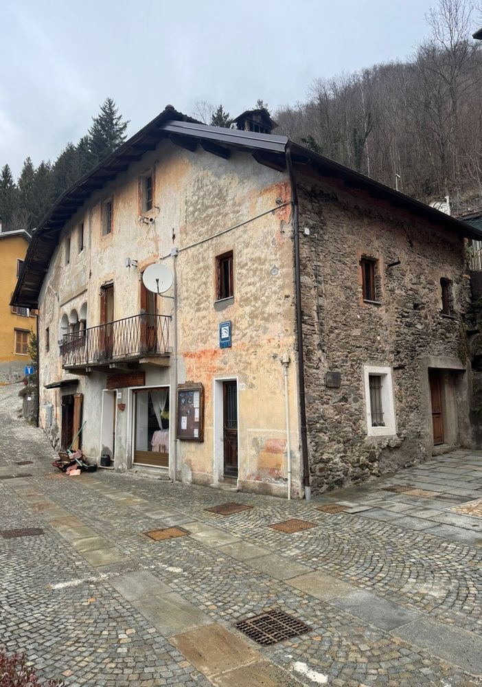 Lavori alla sede della Pro loco di Sabbia