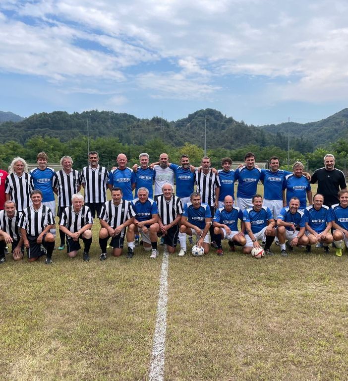 Le vecchie glorie in campo a Crevacuore