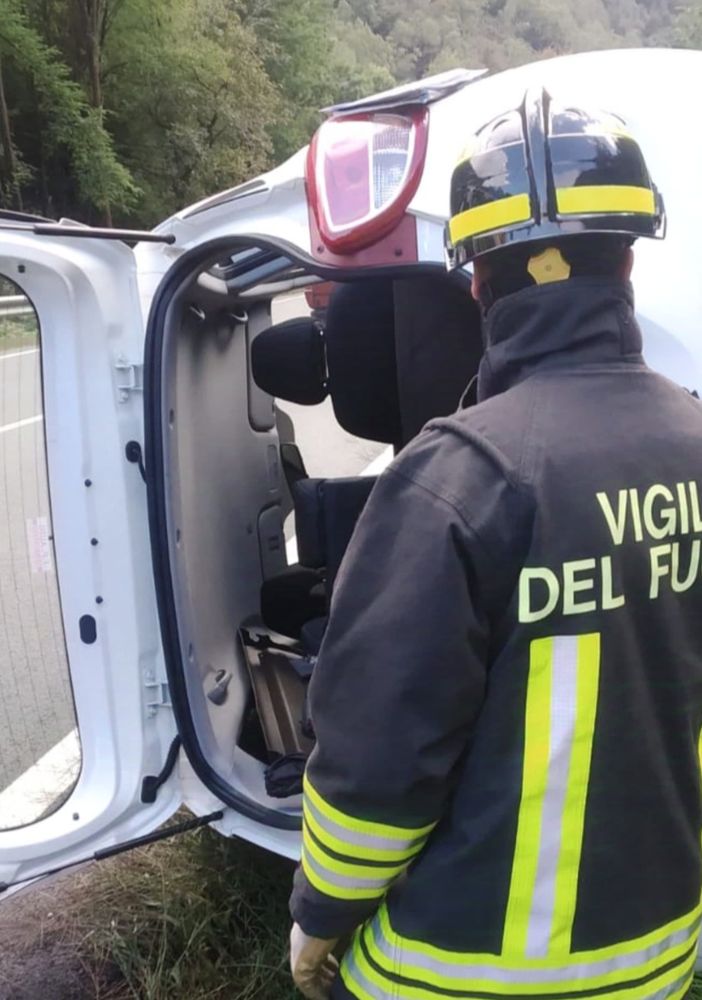 Incidente stradale a Balmuccia sulla Sp 299 , intervengono i Vigili del Fuoco