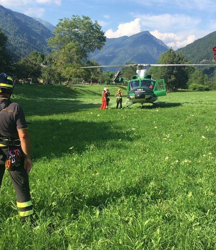 Escursionisti sorpresi dal temporale vicino al Bivacco Revelli. Recuperati con l'elicottero